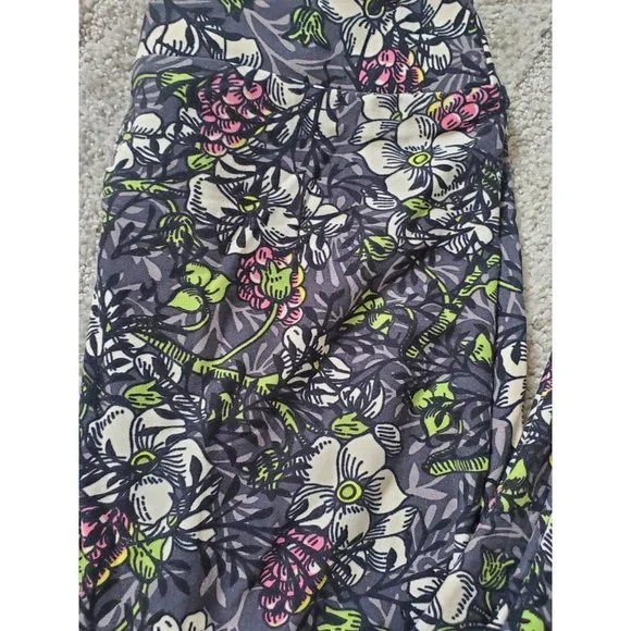 Lularoe Leggings One Size Floral Pattern - Picture 3 of 4
